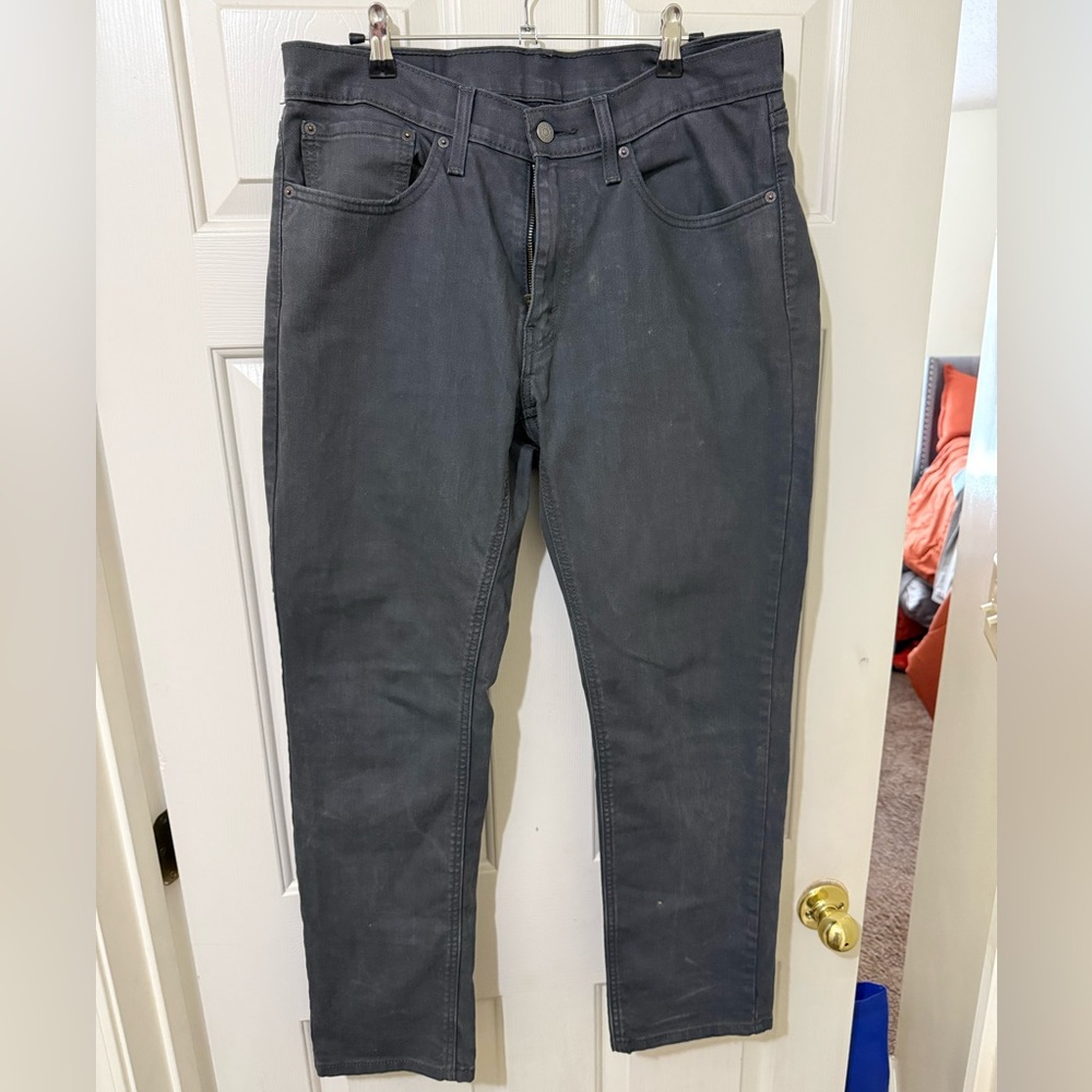 Levi's Size 34x32 Men's Dark Gray Straight Jeans